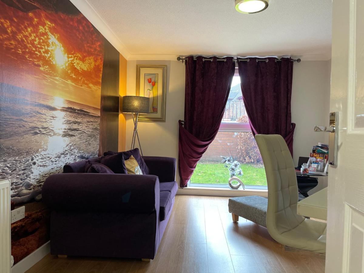 Hla - King Court Apartment 2 Motherwell Dış mekan fotoğraf